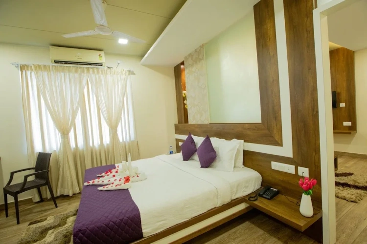 Grand room