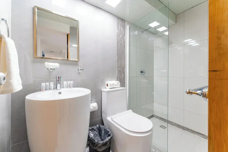 Sonora Apartments by VH