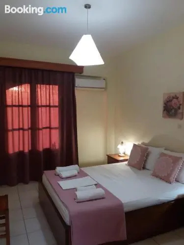 Apart-Hotel Llazari