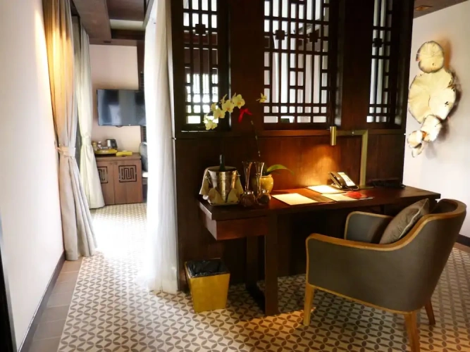 2 Bedrooms Suite with balcony and with garden view
