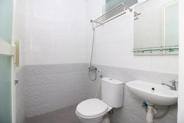 Airy Syariah Central Park AA1 Wiguna Utara Surabaya
