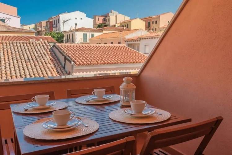 Apartment with balcony