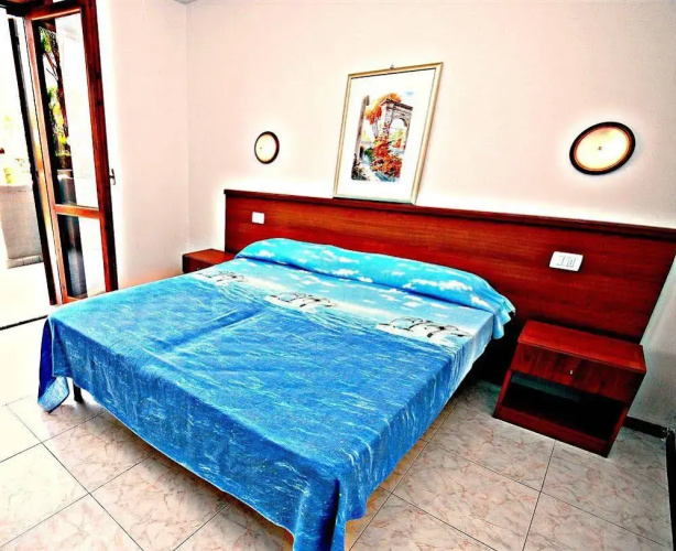 Fondachello Beach House 1