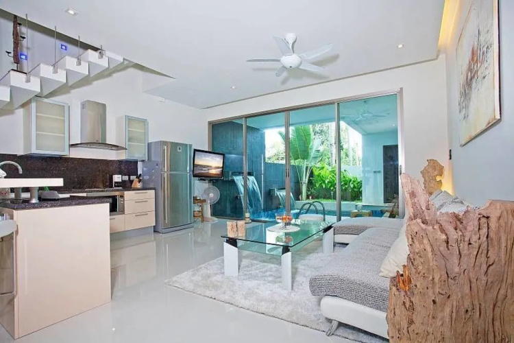 Villa Friendship 7