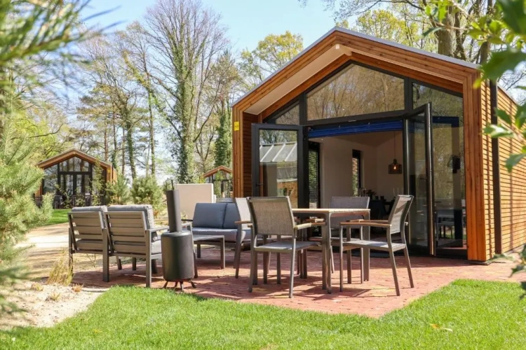 2 Bedrooms Cottage