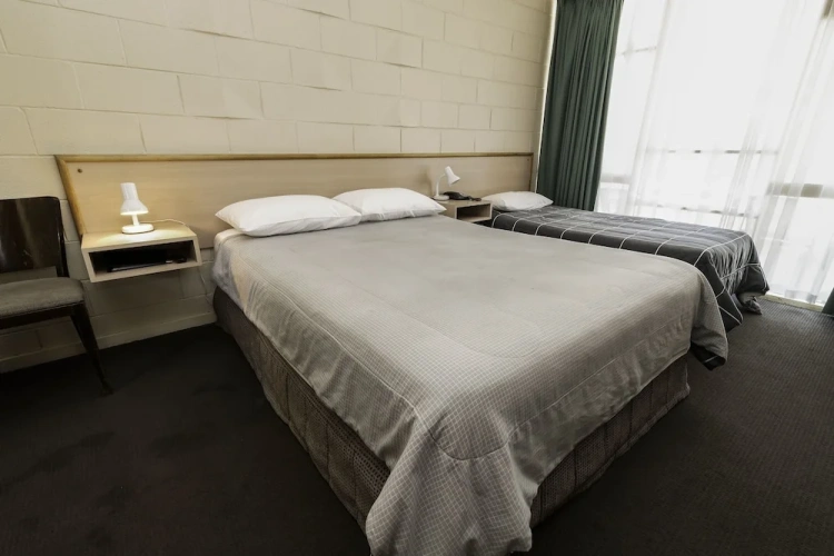 Standard Triple room with balcony