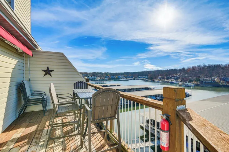 Osage Beach Condo: Boat Slip & Pool Access!