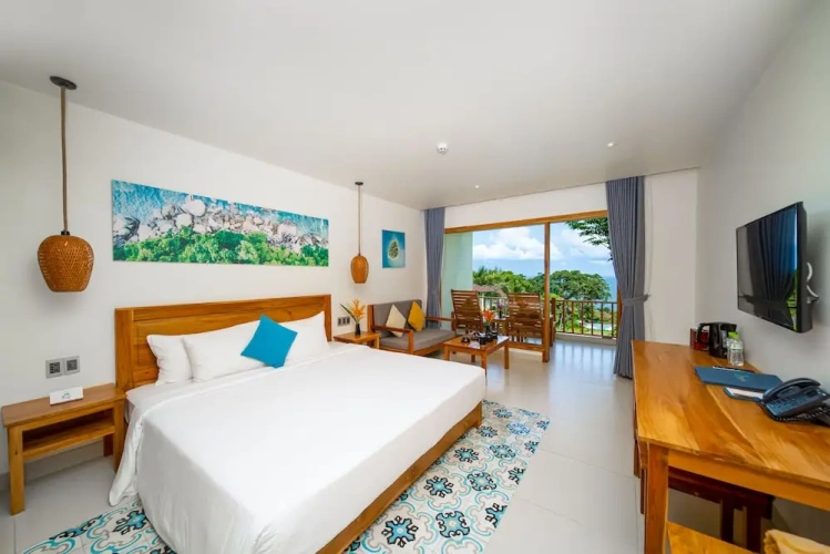 2 Bedrooms Deluxe room with balcony and with ocean view