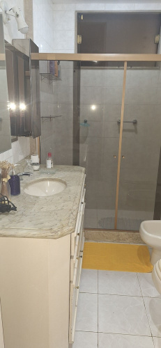 2 quartos com garagem ao lado do metrô