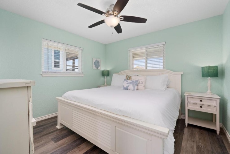 3 Bedrooms Cottage