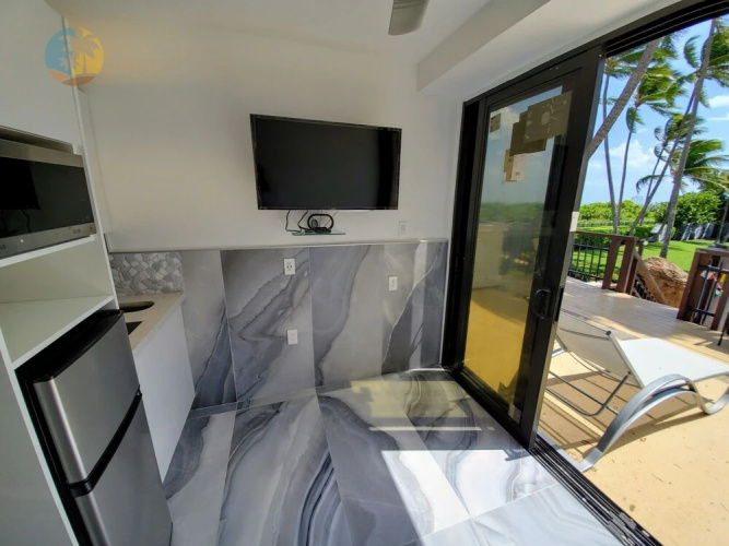 Alexander 521 3 Bedroom Apts by RedAwning