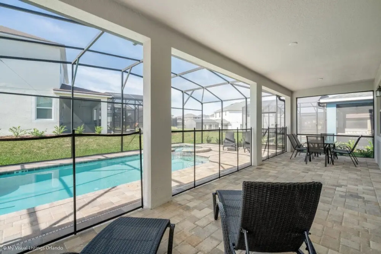 6 Bed 5 Ba Villa with Game Room, Pool & Spa