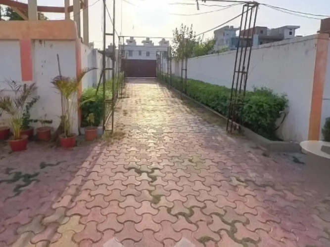 Hotel Ganga Vatika By GRB