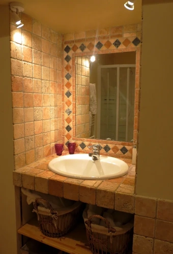 2 Bedrooms Cottage