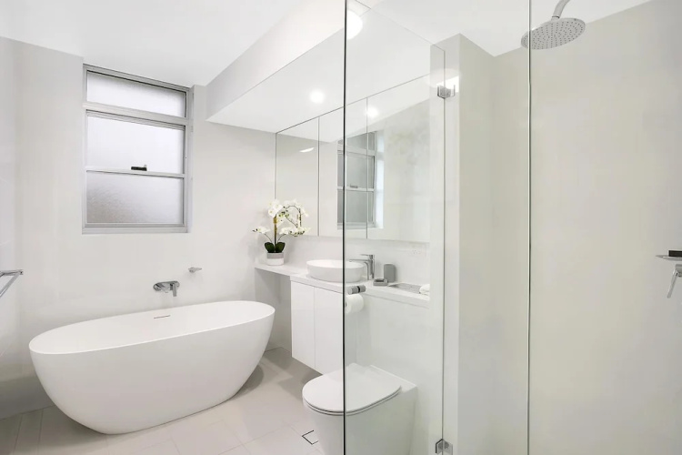 Modern Two Bedroom Apartment with Views - HARIS