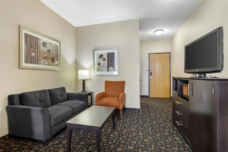 Quadruple Family Suite