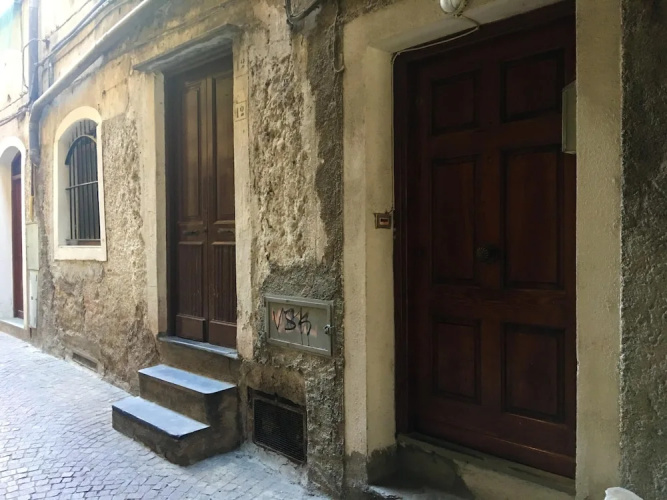Studio via Colomba Barberi