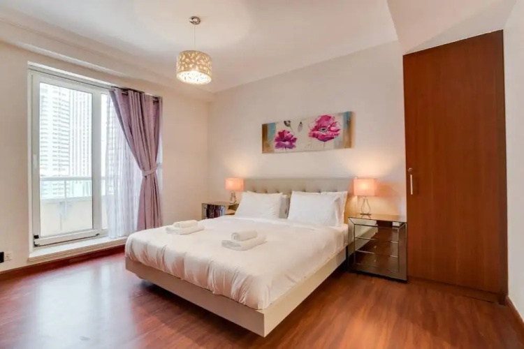 Uniquely Designed Apartment Dubai Marina Views