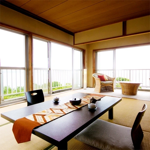 Superior Family room