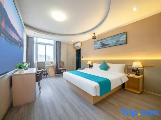 Standard Double room with view