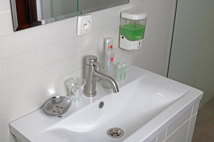 Фотография номера гостиницы Chinor Garden