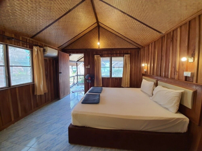 Kradan Beach Resort