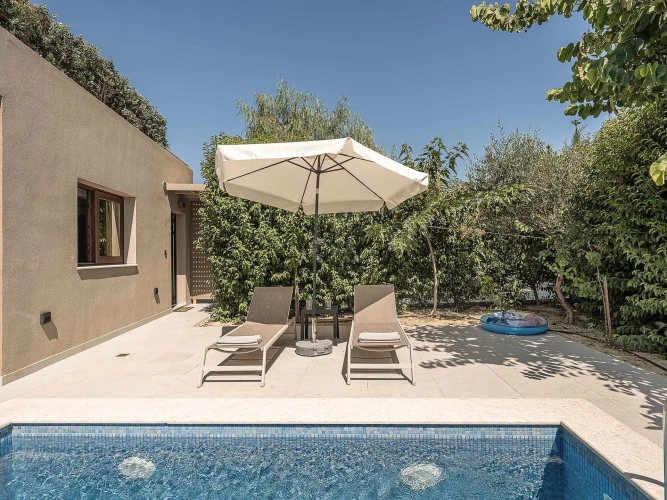1 Bedroom Luxury Villa