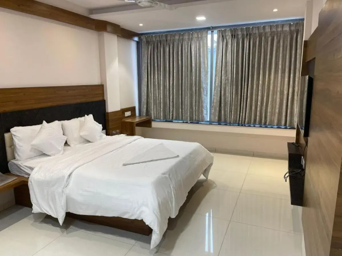 Hotel Chiranjeevi