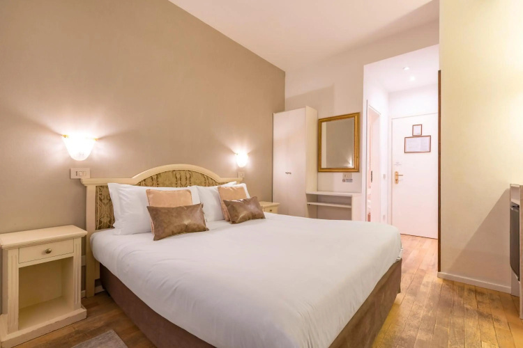 Albergo Casa Petrarca