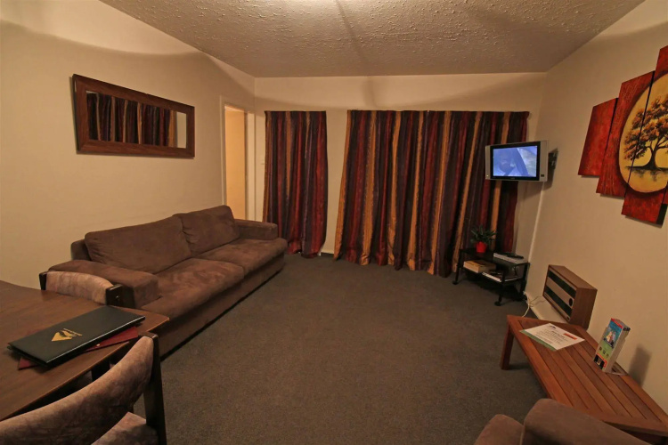 Avalon Court Accommodation