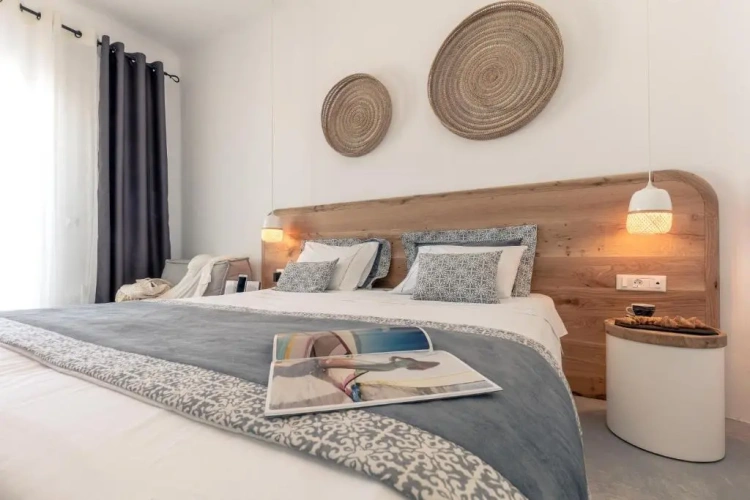 Superior Double room with city view