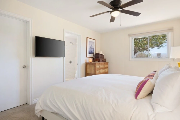 2 Bedrooms Cottage