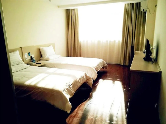 Hanting Hotel (Kunming Chenggong)