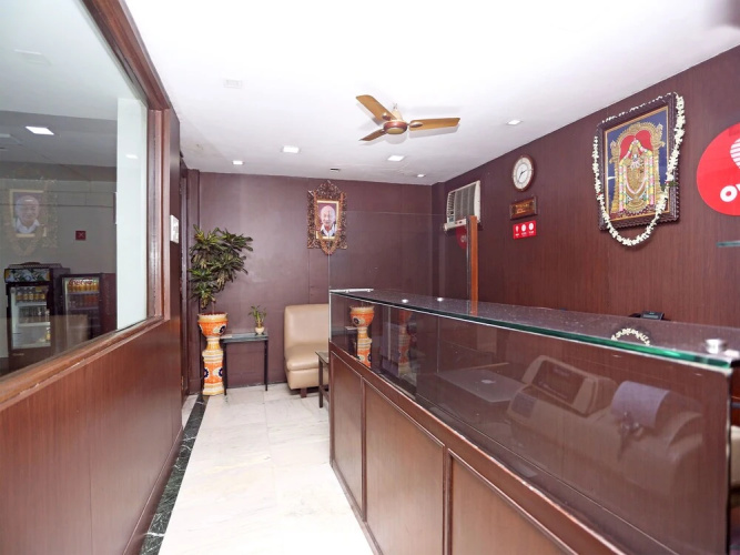 OYO 1126 Hotel Bengal Inn
