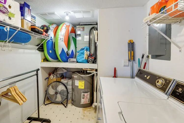 Main Channel View! Condo w/ Dock & Pool Access