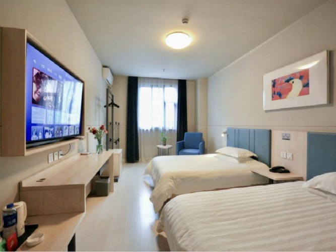 Standard Twin Family room