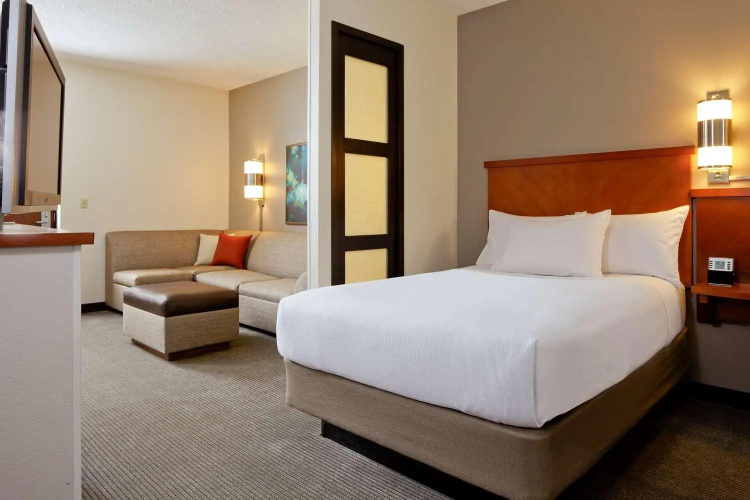 Hyatt Place Orlando Airport