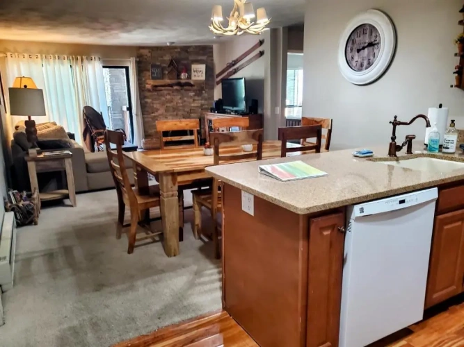 2 Bedrooms Cottage