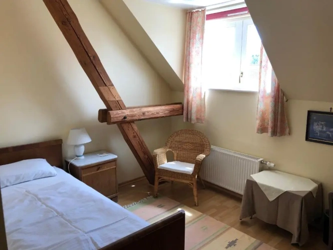 Standard Single room
