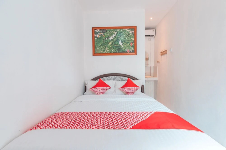 Oyo 2229 Dolfie Residence