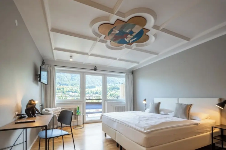Superior Double room with balcony and with mountain view
