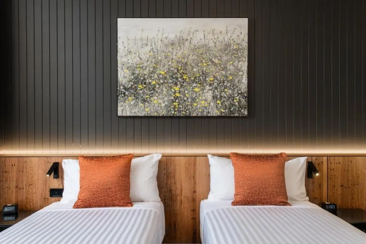 Standard Twin room