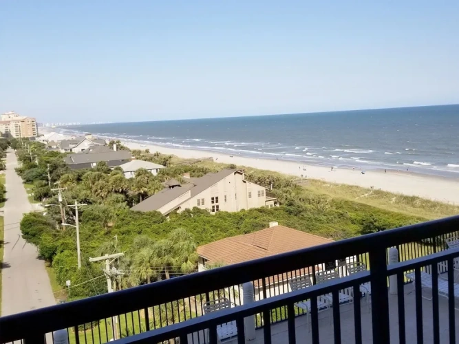 Standard Quadruple room with balcony and with partial view