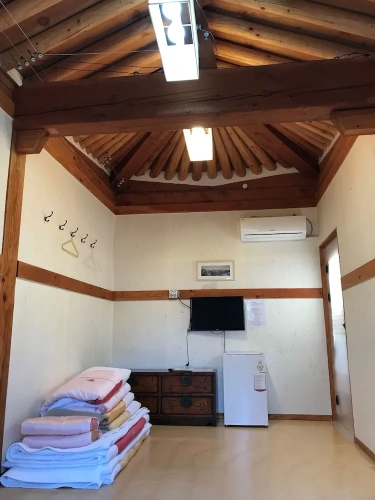 Goodeul room