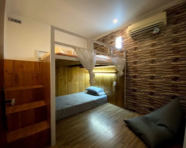 Dong Paloh Hostel