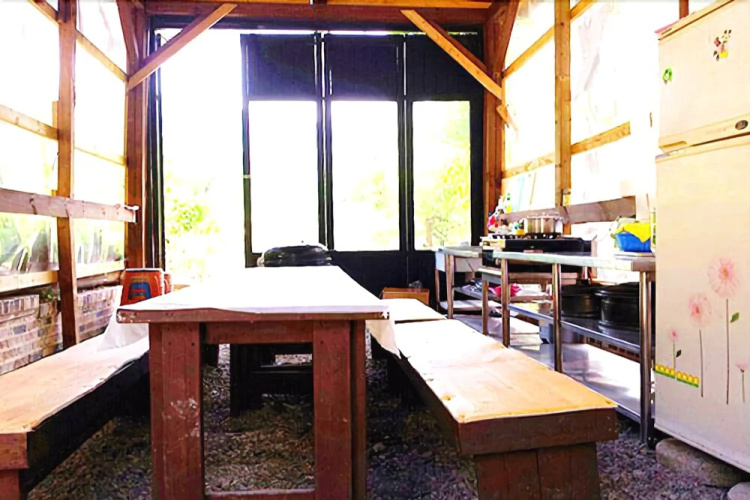 Danyang Bear Land Pension