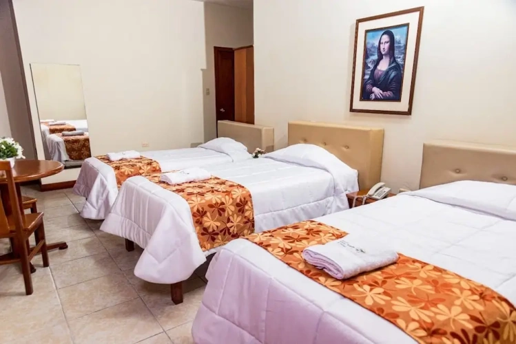 Standard Triple room