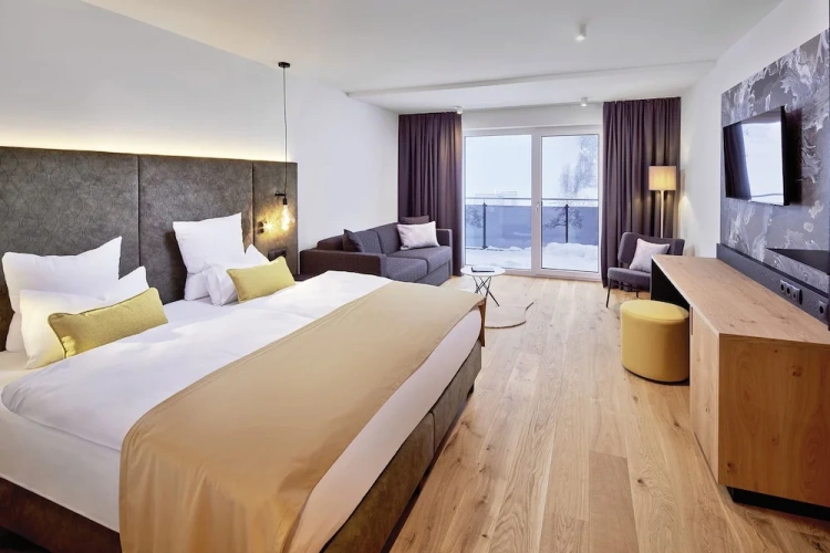 Premium Double room with balcony