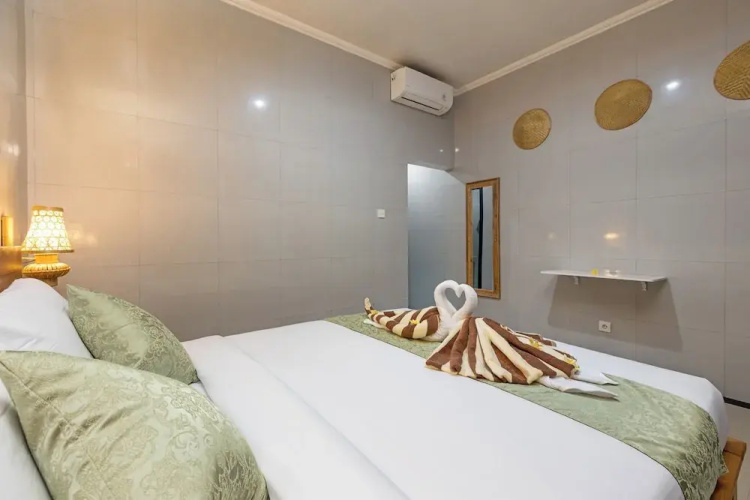 The Tis Guesthouse and Hostel