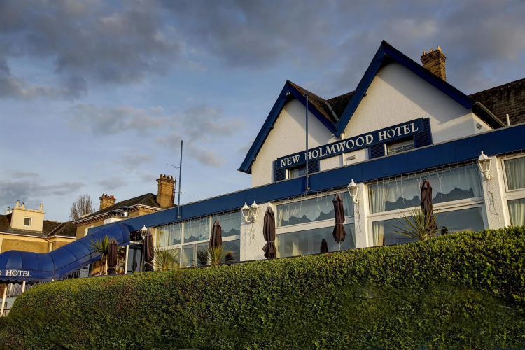 New Holmwood Hotel